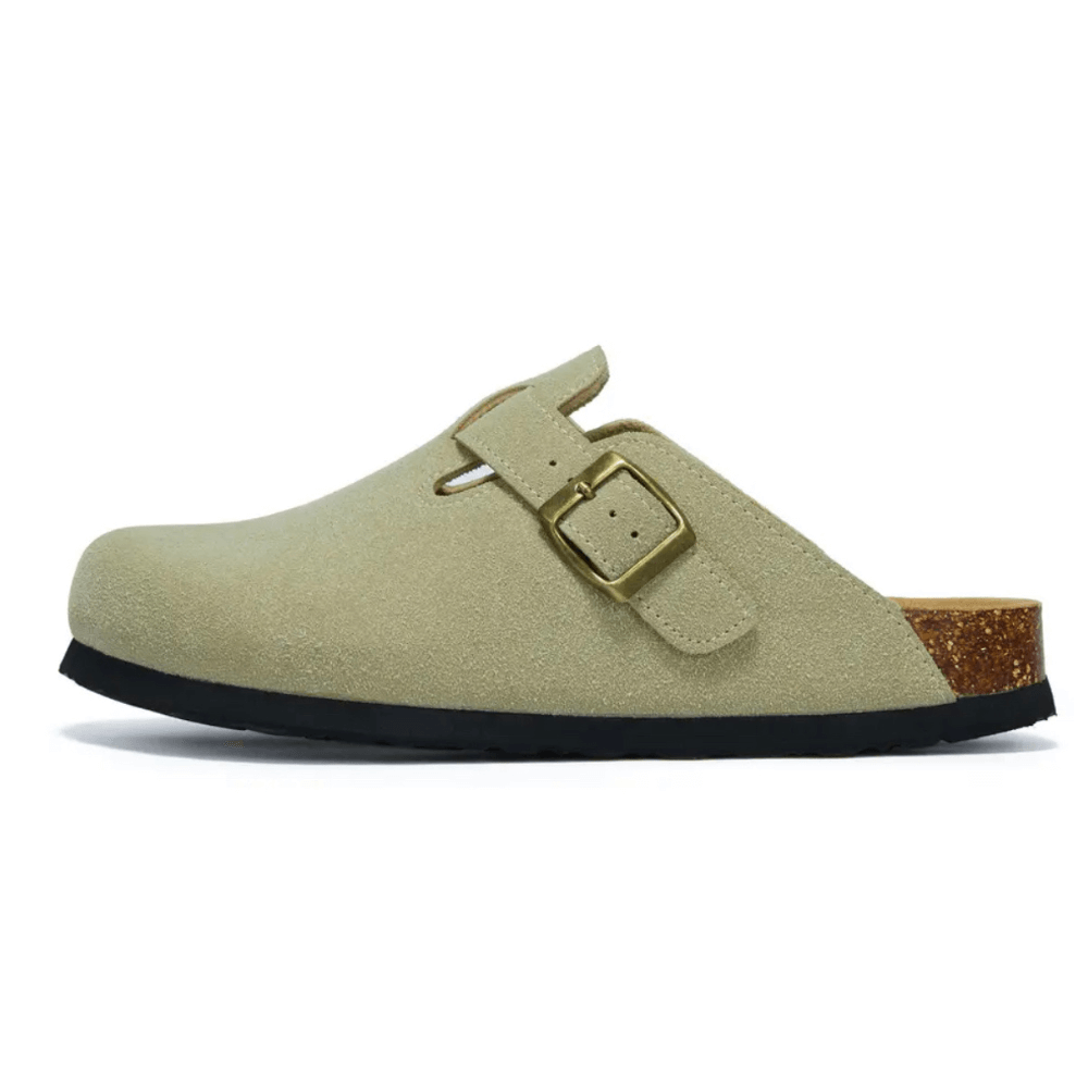 Clog Milan in matcha green color with a wide fit, ergonomic sole, and premium materials for a fresh and stylish look